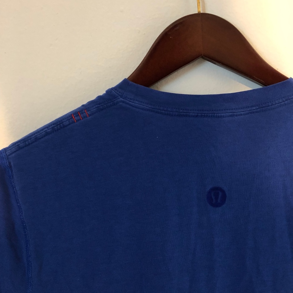 Lululemon Women’s Shirt